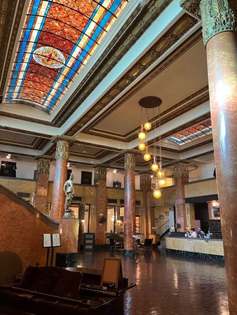 Gadsden Hotel (lobby)