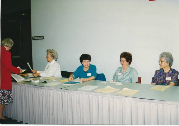 Diana Regner (standing), Martha Waltemath, Corrine Irvan, Frances Bell, unknown