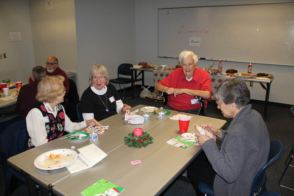 2018 Holiday Potluck & Bake Sale