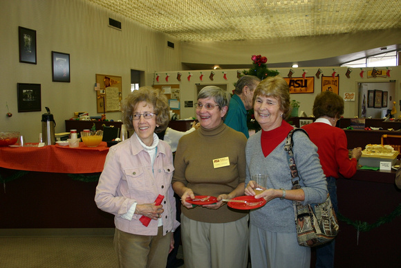 Pat Skinner, Carol Moore, Jan Murra