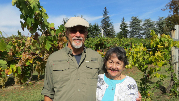 Gary & Vina Kleeman in vineyards at Modena