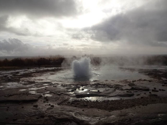 D4 geyser erupting