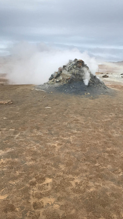 D8 fumarole