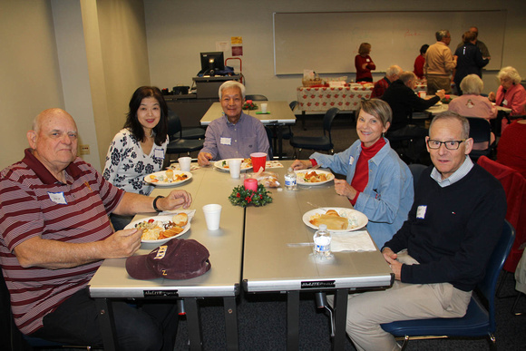 2018 Holiday Potluck & Bake Sale