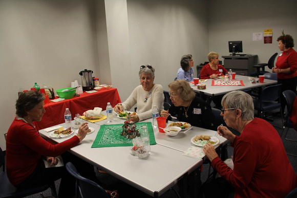 Ginny Sylvester, Judith Smith, Marilyn Wurzburger, Carol Moore