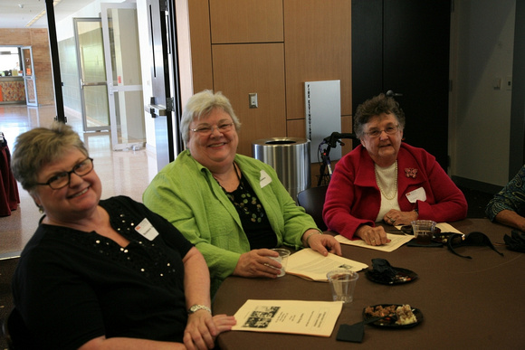 Bonnie Scheall, Jo Madonna, Delores Sperstad