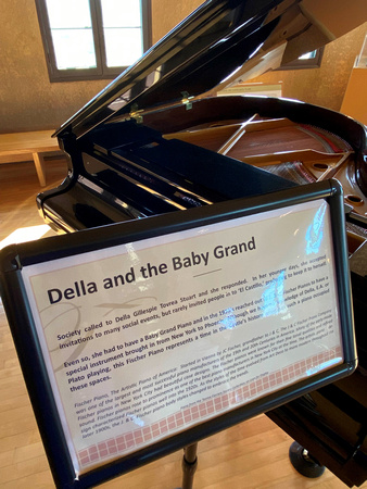 11 Baby grand piano